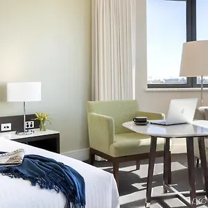 4* Hotel Jen