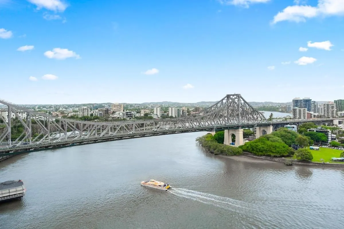 The Executive 1Bed-1Bath-1Car Views - Cbd Apartment Brisbane