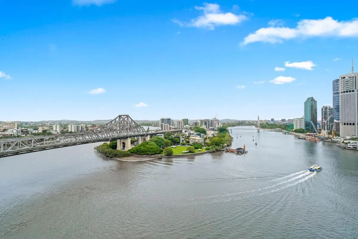 The Executive 1Bed-1Bath-1Car Views - Cbd Apartment Brisbane