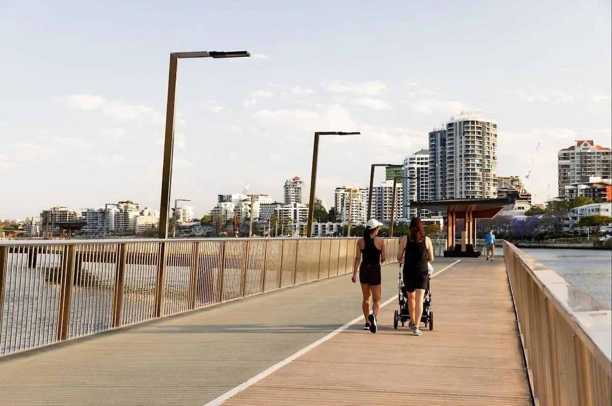 The Executive 1Bed-1Bath-1Car Views - Cbd Apartment Brisbane 0*,
