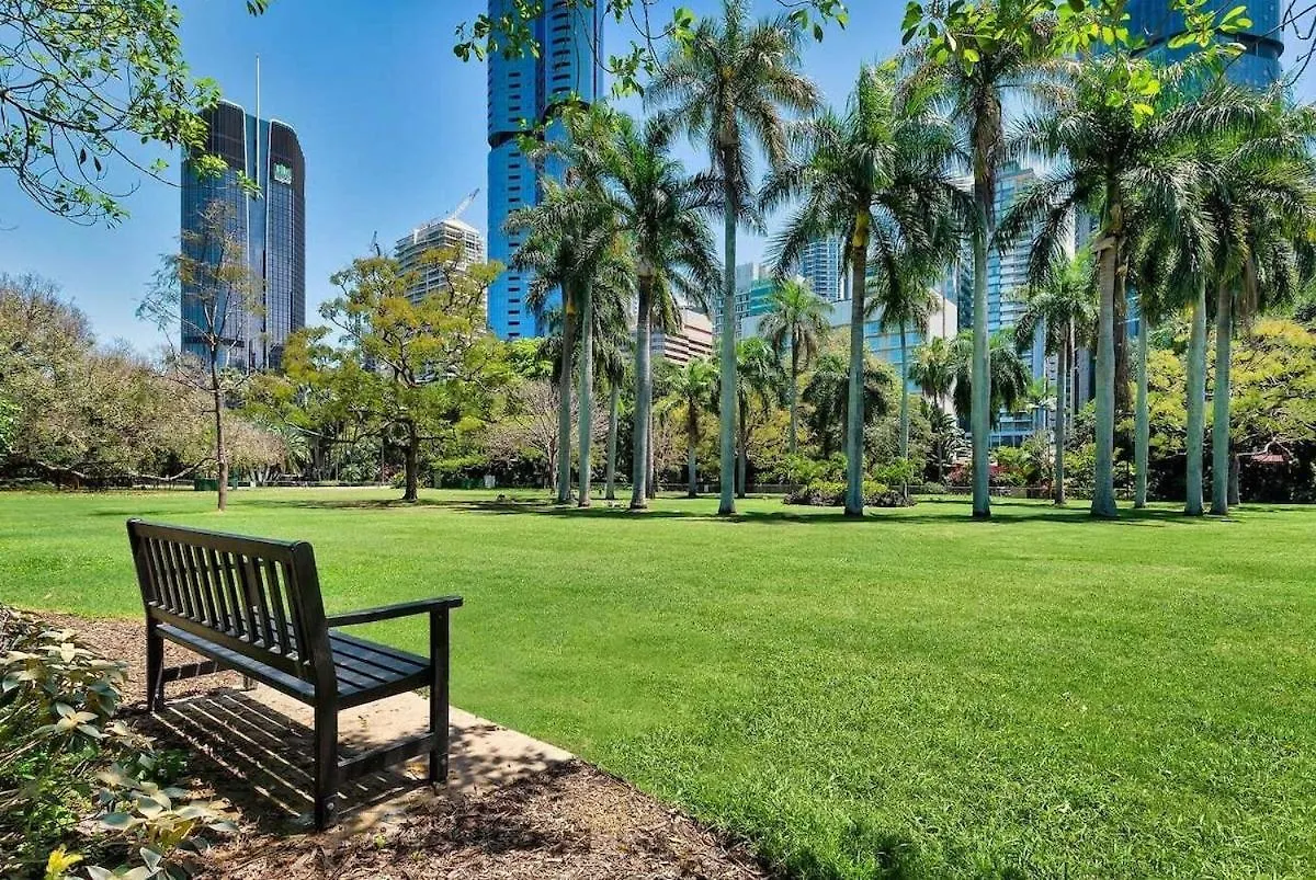 The Executive 1Bed-1Bath-1Car Views - Cbd Apartment Brisbane Australia